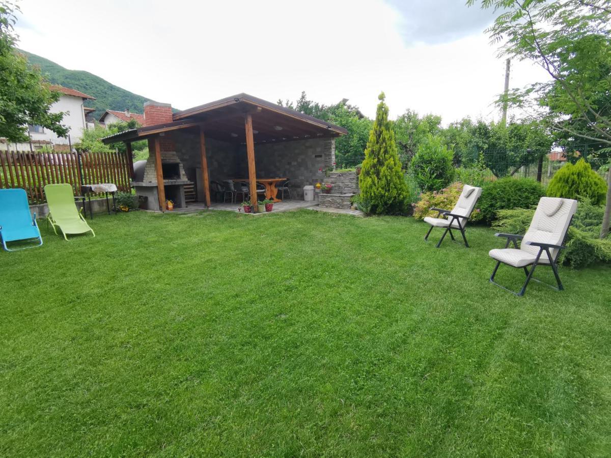 Guest House Vessyta Sapareva Banya Exterior photo